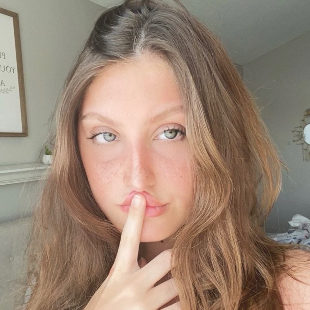 Meet your Posher, Liz